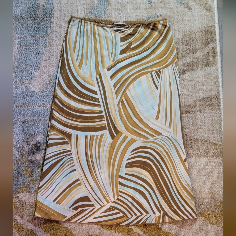 Tan and Teal Swirl Pattern Mid Slip